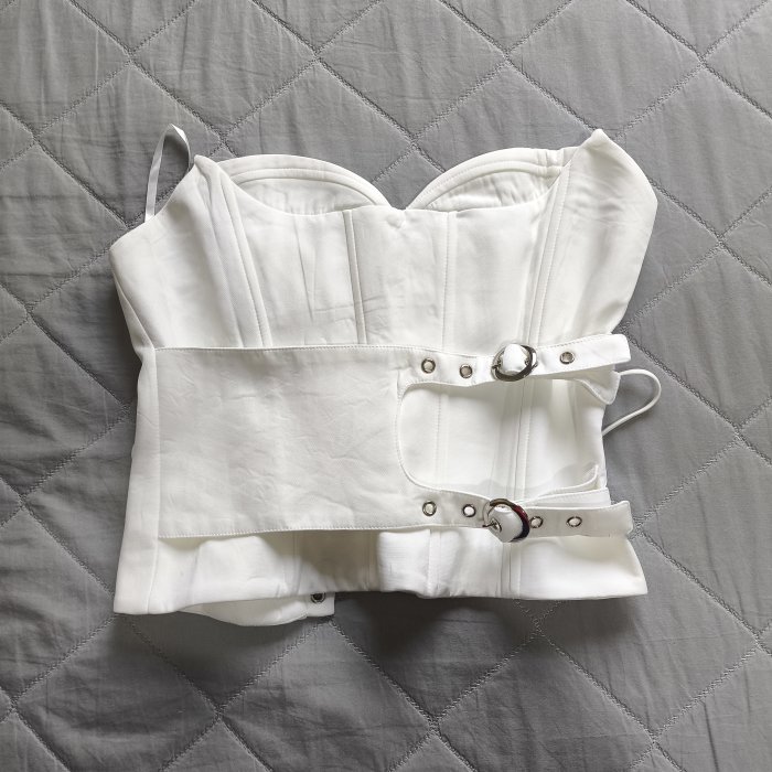 Look Completo Corselet Tomara que Caia e Calça com Strass TAM P