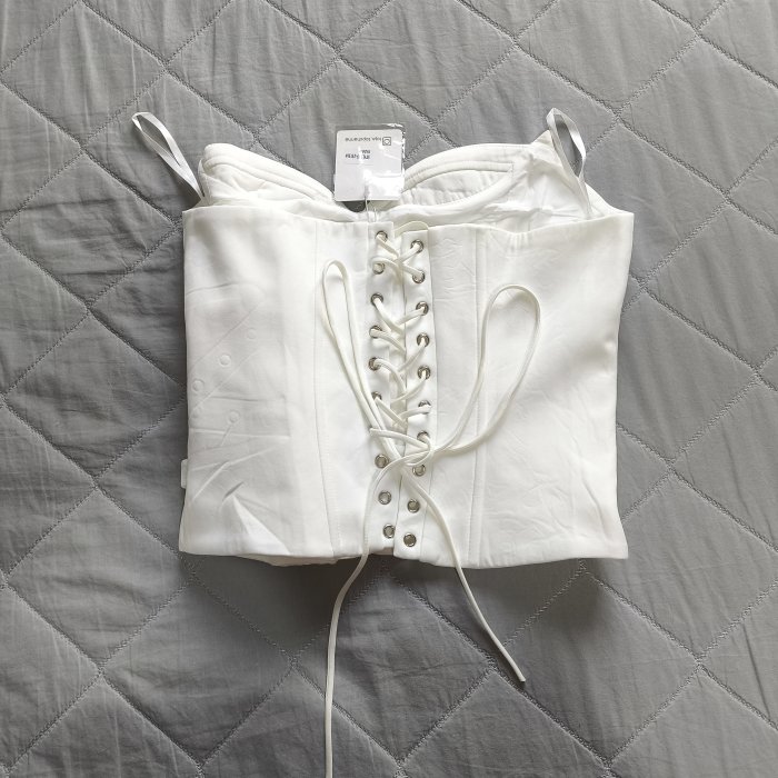 Look Completo Corselet Tomara que Caia e Calça com Strass TAM P