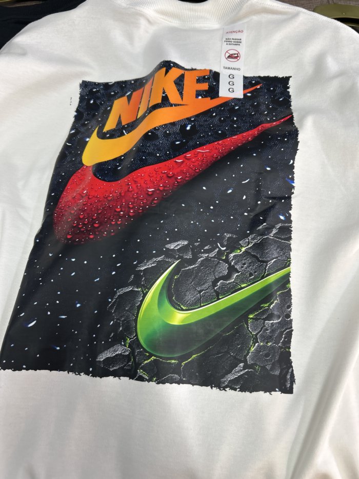 Oversized Nike 3