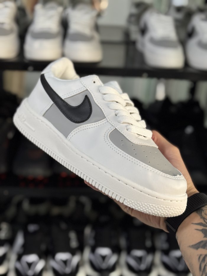 A.Force branco com cinza