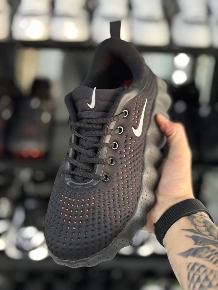 Mind Nike AllBlack