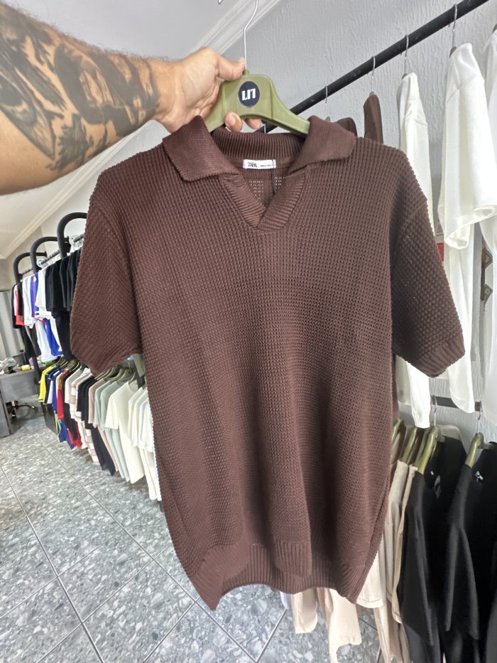 Polo texturizada